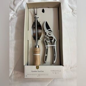 NEW Threshold Stainless Steel and Wood Garden Tool Set Weeder and garden shears
